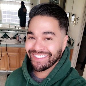 Meet your Posher, Joel